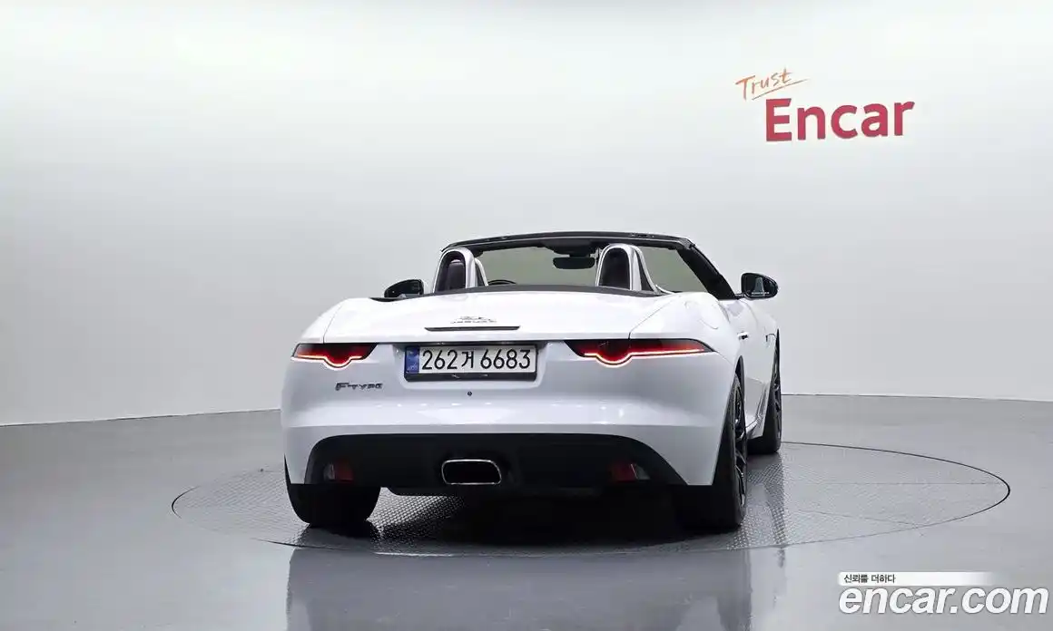 Jaguar F-Type 2018 2.0 гидро, фото 4