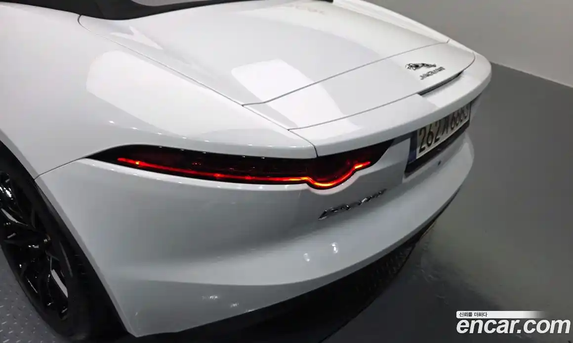 Jaguar F-Type 2018 2.0 гидро, фото 9
