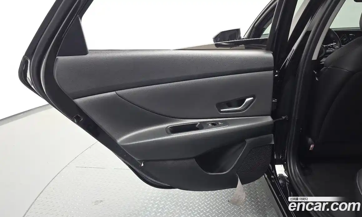 Hyundai Avante 2023 1.6 гидро, фото 15