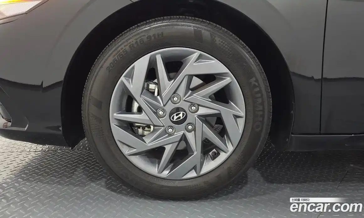 Hyundai Avante 2023 1.6 гидро, фото 5