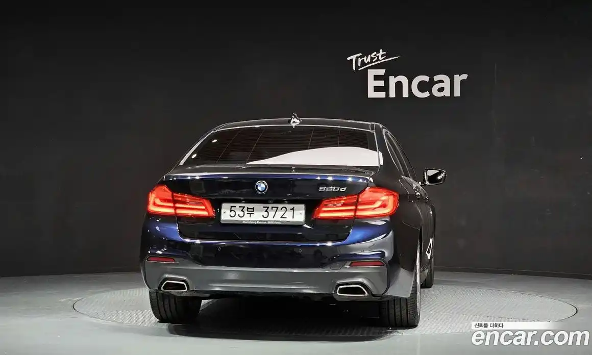 BMW 5 серия 2018 2.0 автомат (гидро), фото 4