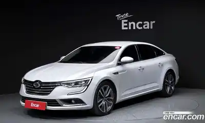 Renault SM6
