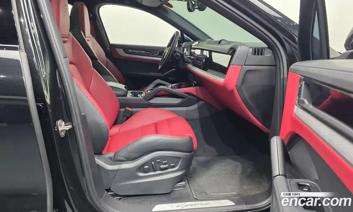 Porsche Cayenne 2025 3.0 автомат (гидро), фото 11