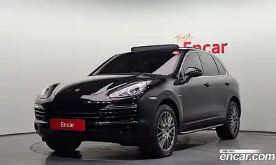 Porsche Cayenne, 2012, 110 121 км