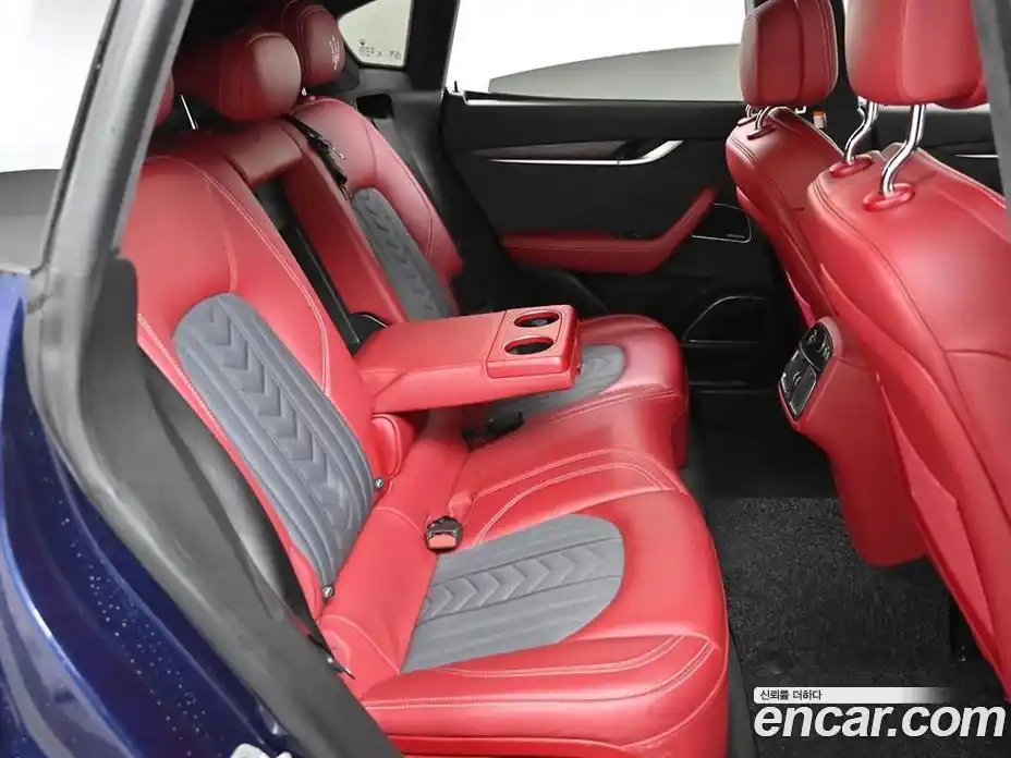 Maserati Levante 2020 3.0 гидро, фото 12