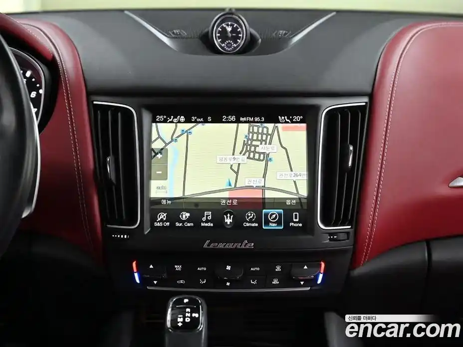 Maserati Levante 2020 3.0 гидро, фото 14