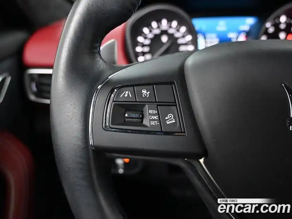 Maserati Levante 2020 3.0 гидро, фото 18