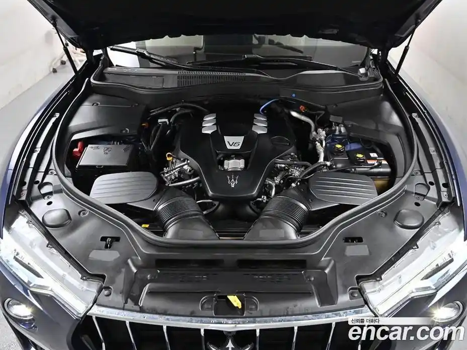 Maserati Levante 2020 3.0 гидро, фото 6