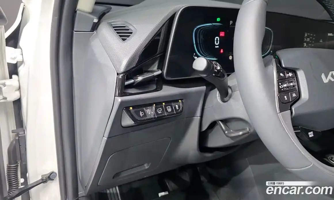 Kia Niro 2025 1.6 гидро, фото 17