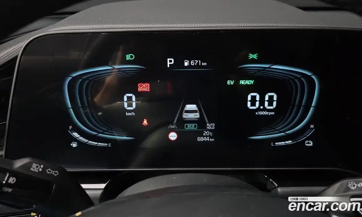 Kia Niro 2025 1.6 гидро, фото 8