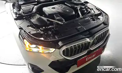BMW 5-Series 2025 2.0 гидро, миниатюра 5
