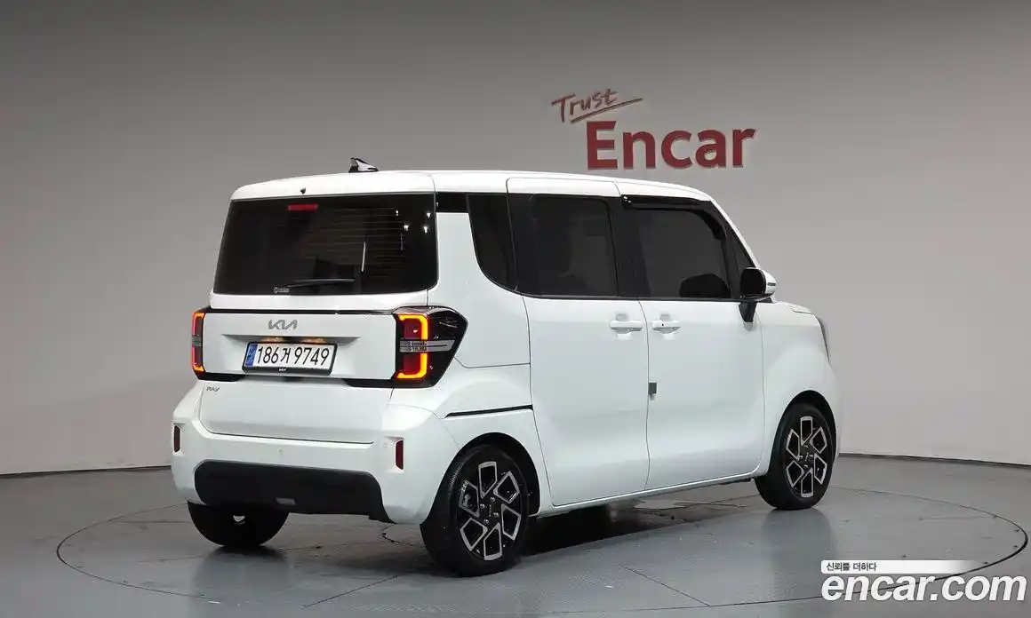 Kia Ray 2024 1.0 гидро, фото 1