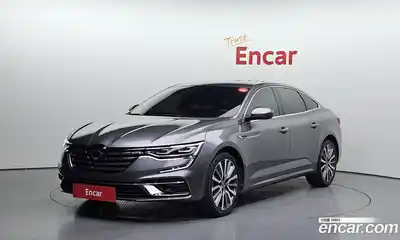 Renault SM6