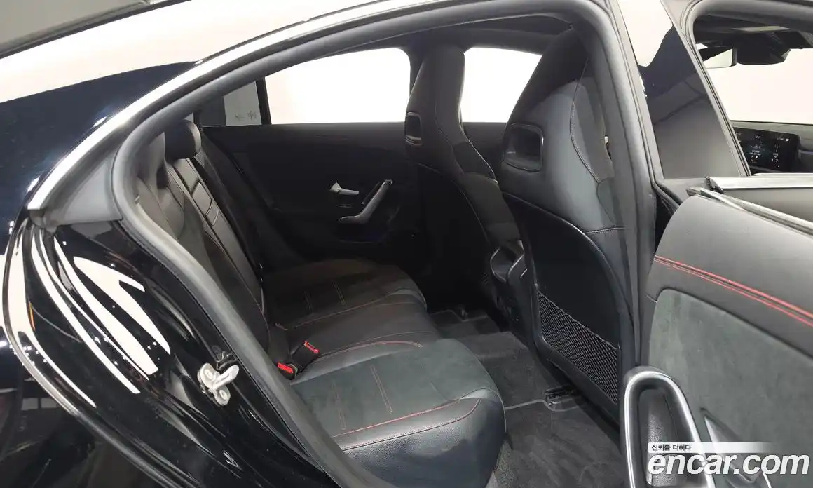 Mercedes-Benz CLA-Class 2023 2.0 гидро, фото 17