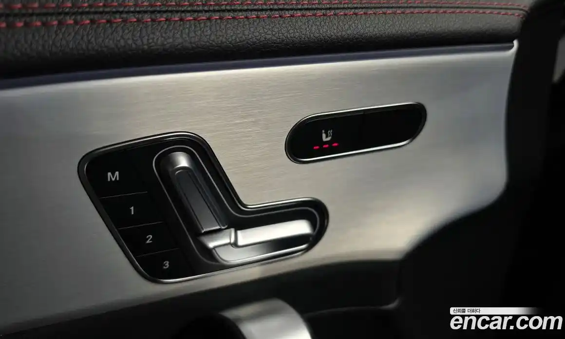 Mercedes-Benz CLA-Class 2023 2.0 гидро, фото 30