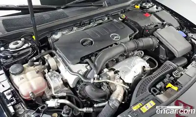 Mercedes-Benz CLA-Class 2023 2.0 гидро, миниатюра 6