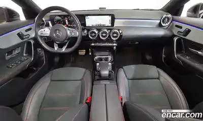 Mercedes-Benz CLA-Class 2023 2.0 гидро, миниатюра 10