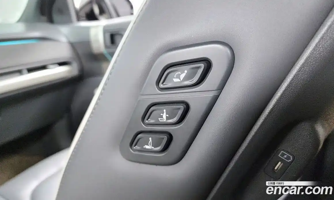 Kia EV3 2024 0.2 автомат (гидро), фото 32