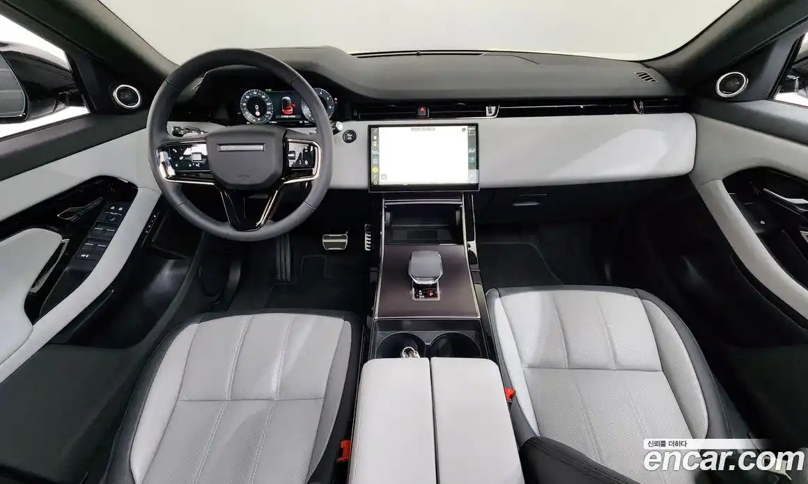 Land Rover Range Rover Evoque 2025 2.0 автомат (гидро), фото 7