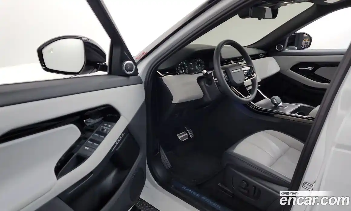 Land Rover Range Rover Evoque 2025 2.0 автомат (гидро), фото 10