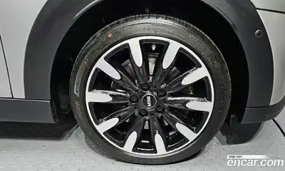Mini Cooper 2023 2.0 автомат (гидро), миниатюра 7