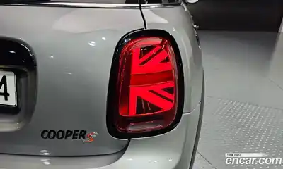 Mini Cooper 2023 2.0 автомат (гидро), миниатюра 9