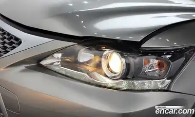 Lexus CT200h 2018 1.8 гидро, миниатюра 8