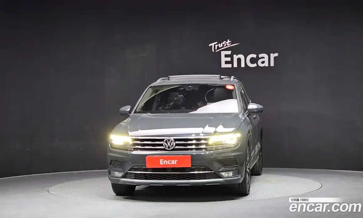 Volkswagen Tiguan 2020 2.0 автомат (гидро), фото 3