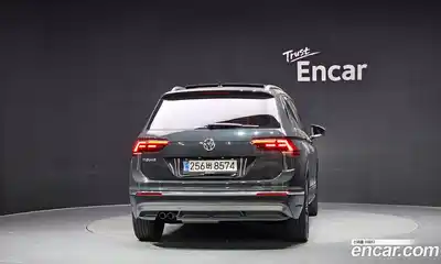 Volkswagen Tiguan 2020 2.0 автомат (гидро), миниатюра 4
