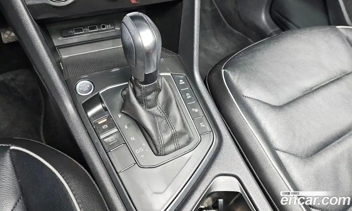 Volkswagen Tiguan 2020 2.0 автомат (гидро), фото 9