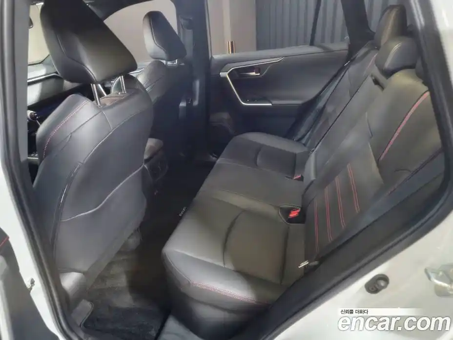 Toyota RAV4 2025 2.5 гидро, фото 7