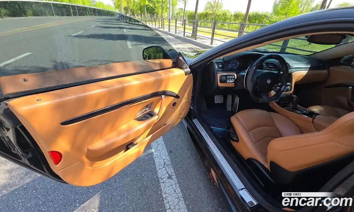 Maserati GranTurismo 2015 4.7 гидро, фото 11