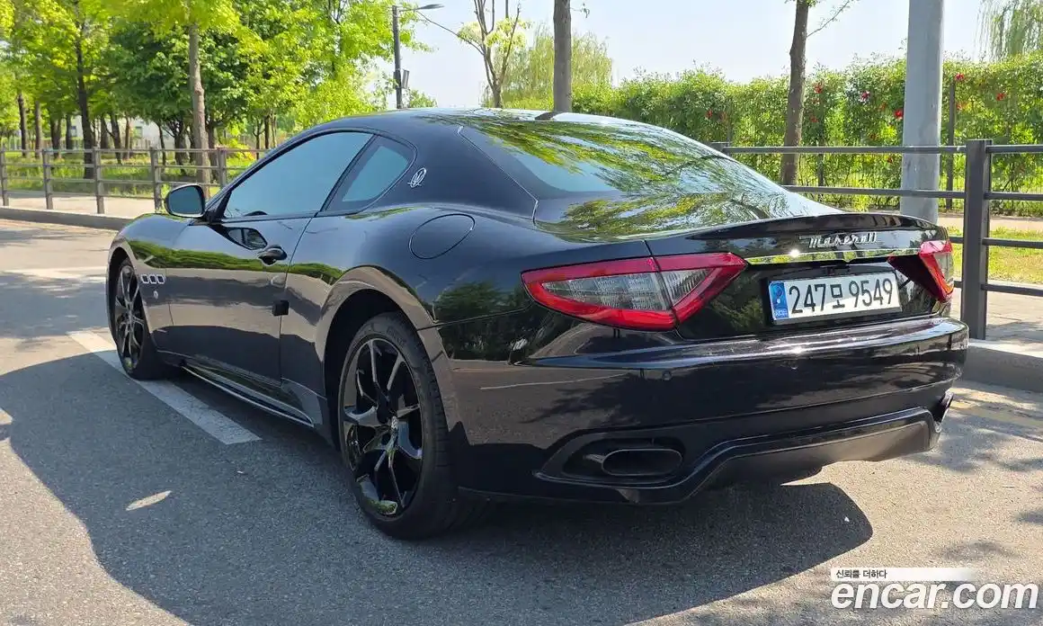 Maserati GranTurismo 2015 4.7 гидро, фото 17