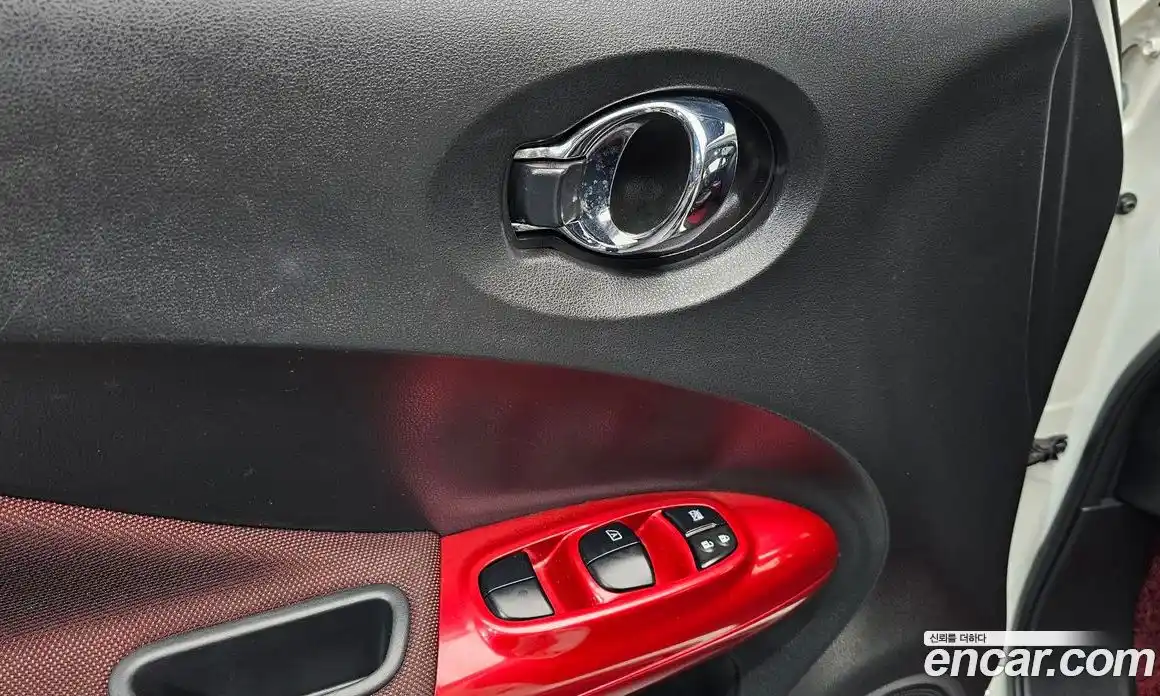 Nissan Juke 2017 1.6 гидро, фото 16