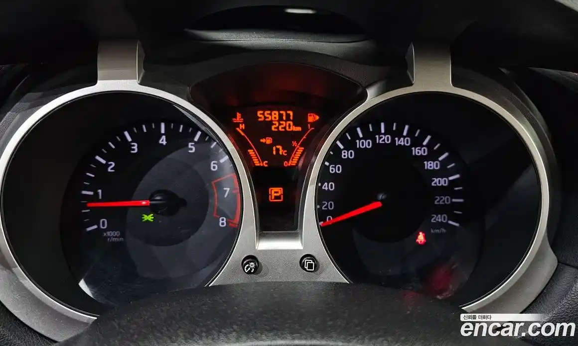 Nissan Juke 2017 1.6 гидро, фото 8