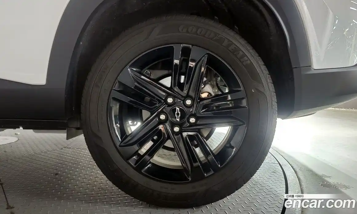 Chevrolet Trax 2023 1.2 гидро, фото 7