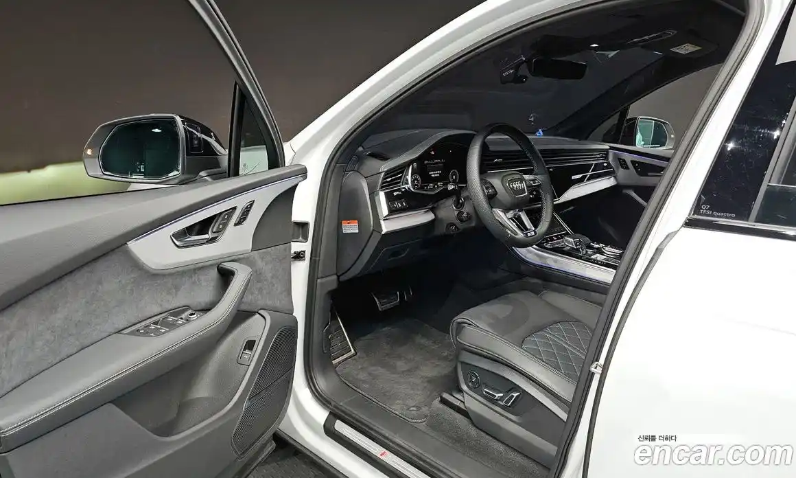 Audi Q7 2025 3.0 гидро, фото 12