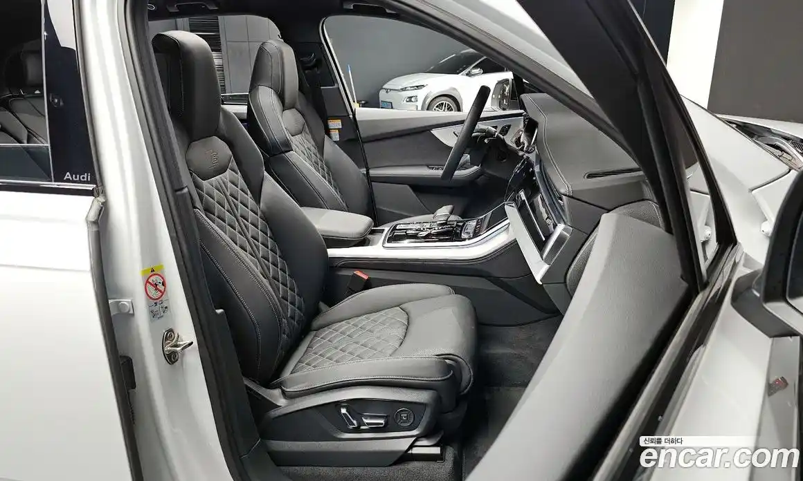 Audi Q7 2025 3.0 гидро, фото 15