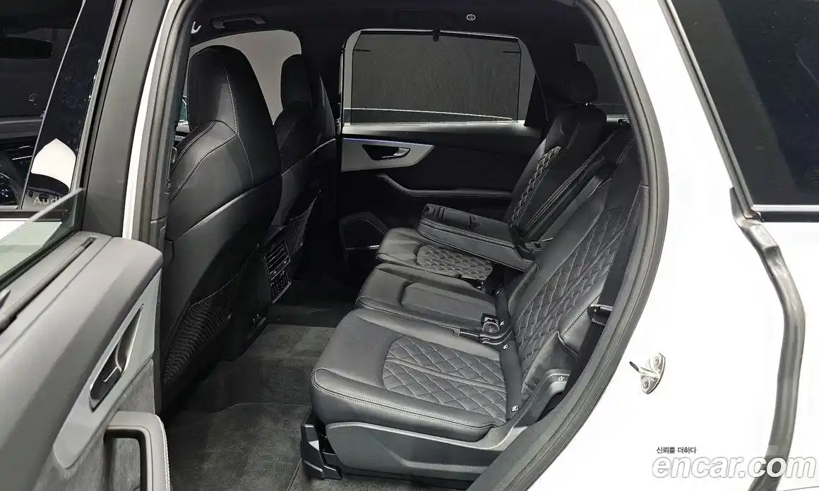 Audi Q7 2025 3.0 гидро, фото 16