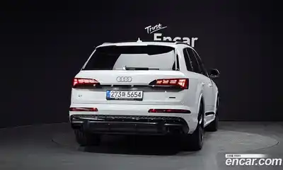 Audi Q7 2025 3.0 гидро, миниатюра 3