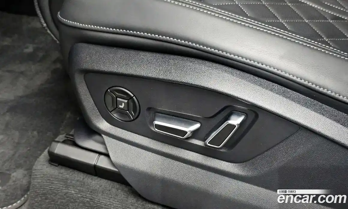 Audi Q7 2025 3.0 гидро, фото 31