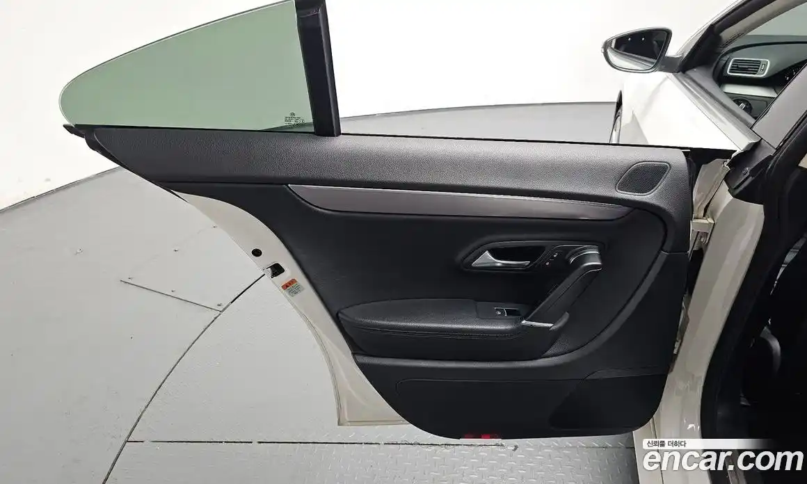 Volkswagen CC 2013 2.0 автомат (гидро), фото 14