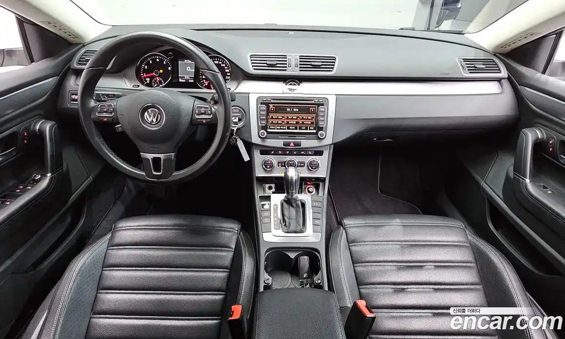 Volkswagen CC 2013 2.0 автомат (гидро), фото 9