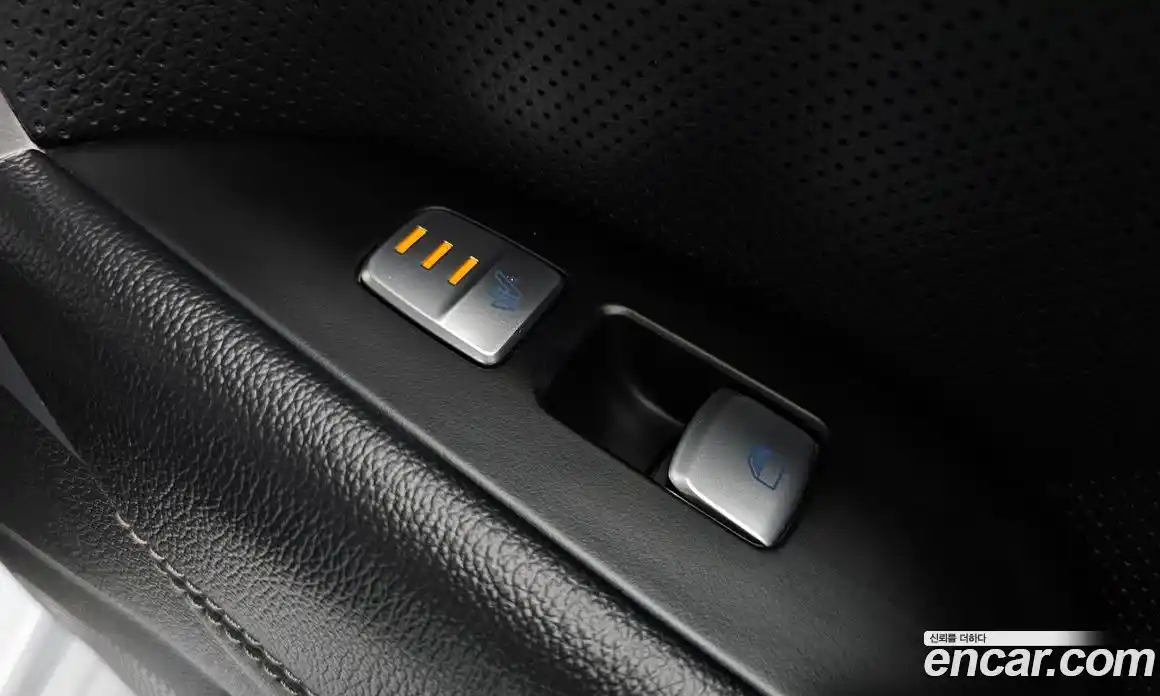 Genesis G70 2019 2.0 гидро, фото 16