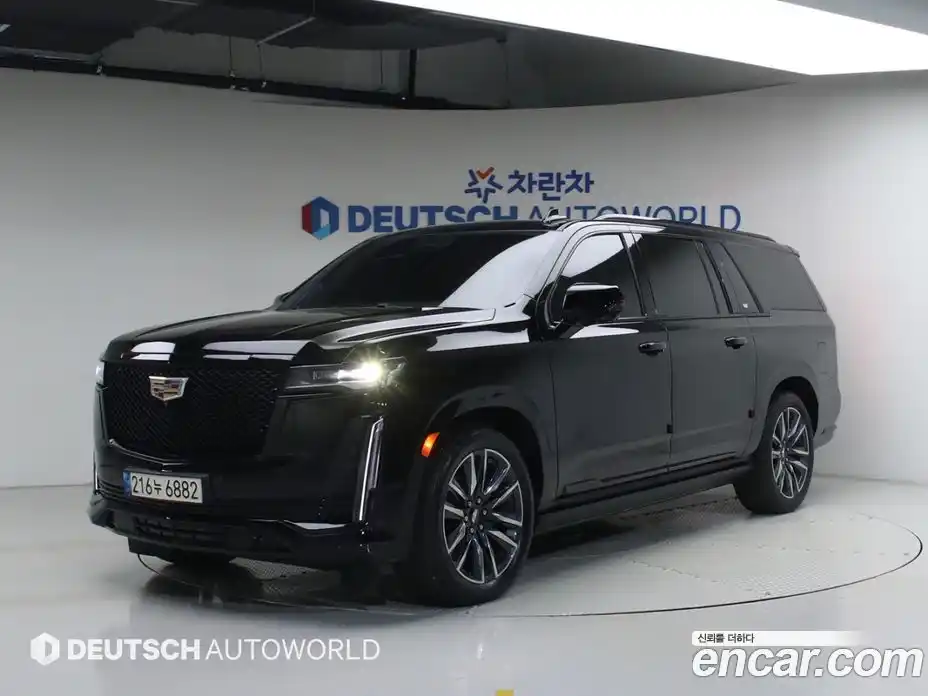 Cadillac Escalade 2023 6.2 гидро, фото 1
