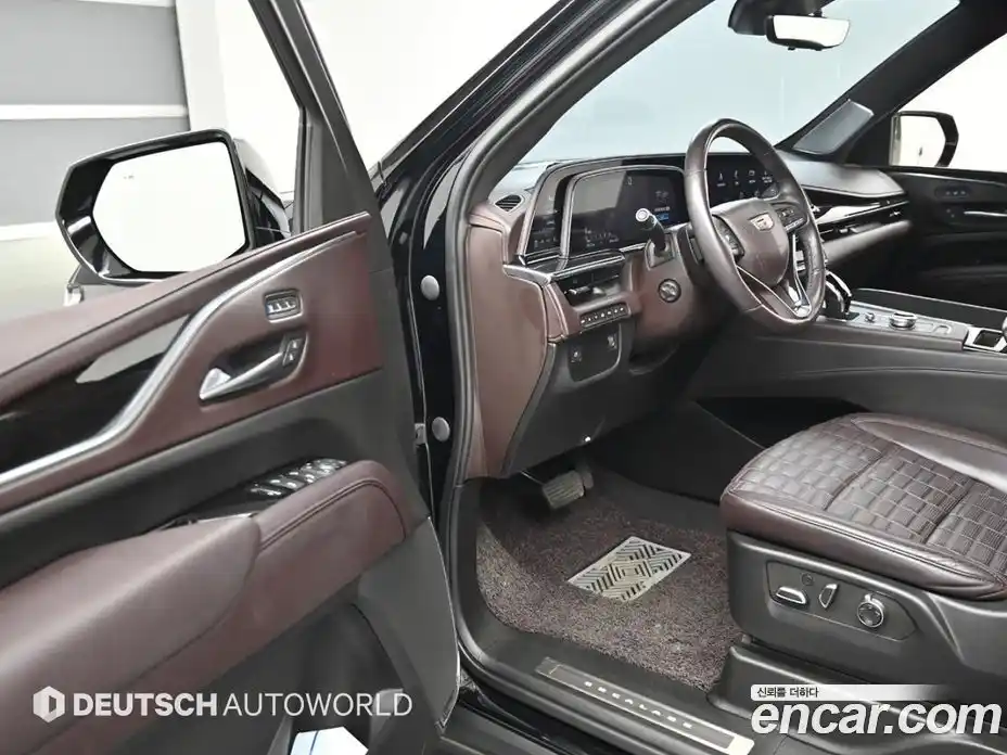 Cadillac Escalade 2023 6.2 гидро, фото 11