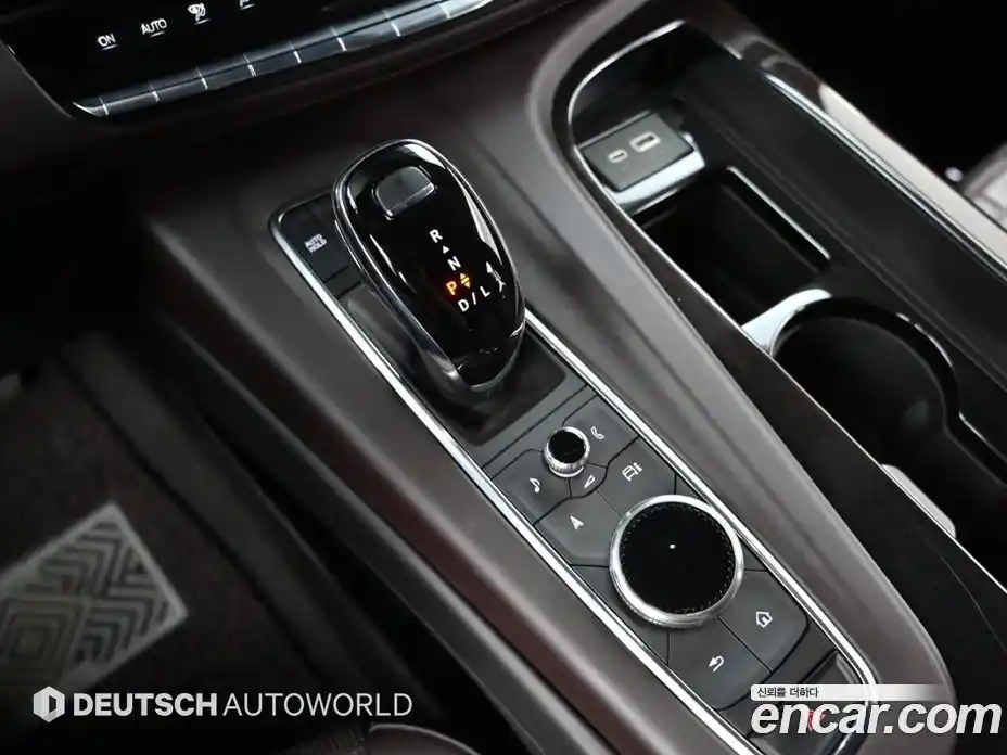 Cadillac Escalade 2023 6.2 гидро, фото 9