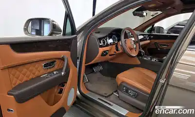 Bentley Bentayga 2017 6.0 гидро, миниатюра 10