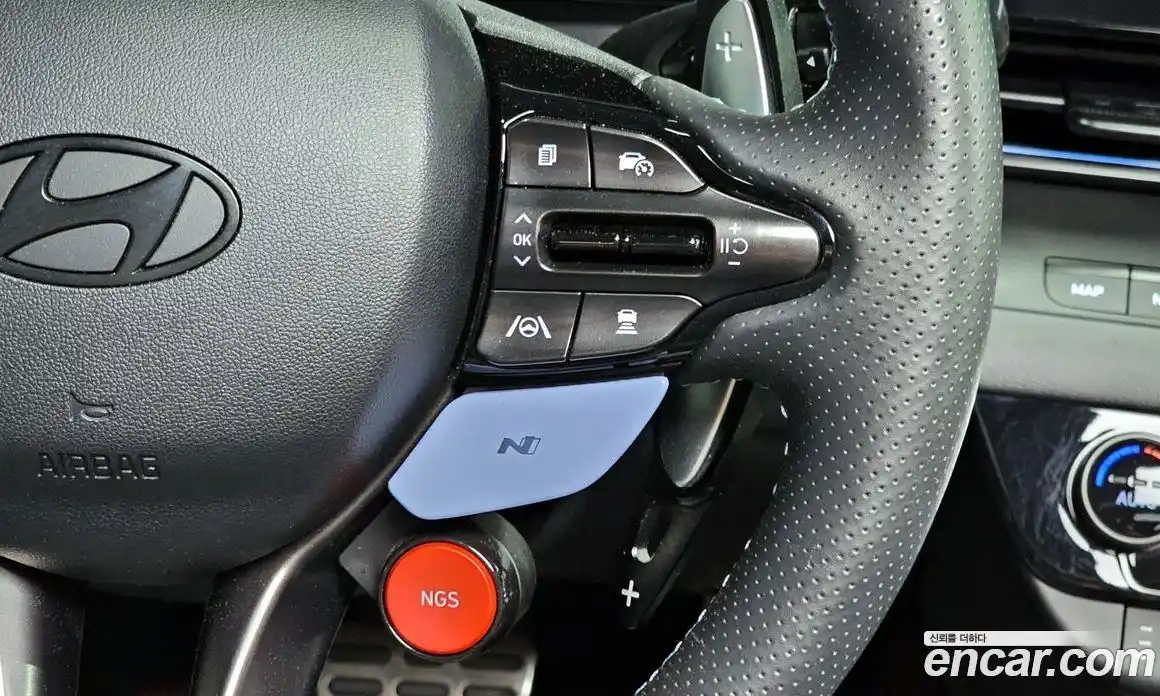 Hyundai Avante 2024 2.0 гидро, фото 17