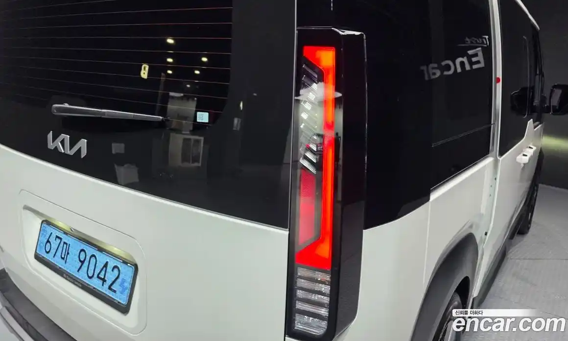 Kia PV5 2025 0.2 автомат (гидро), фото 9